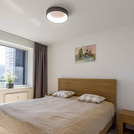Urban Apartment With Possibility Of Parking Братислава Экстерьер фото